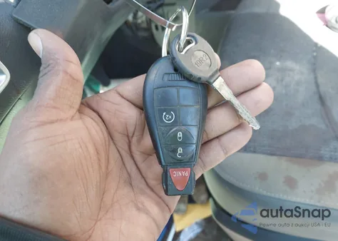 2013 Ram 1500 Big Horn z USA, uszkodzony, nr VIN 1C6RR6GT4DS500812